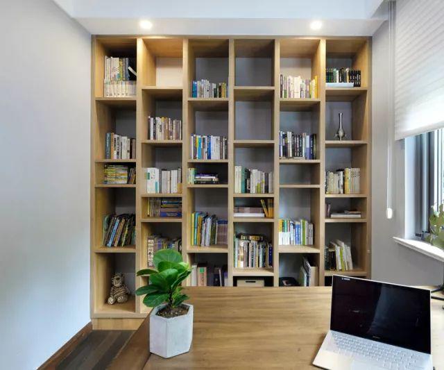 书架一定要设在书房？来看看这些书架设计吧，实用美观还不占地！