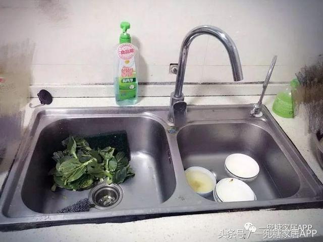 厨房双水槽拥护者不解：你家大得能洗澡的单槽，碗盘食材一起洗？