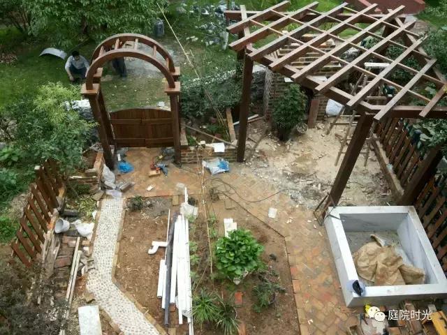 「庭院设计」40平方排屋小庭院的设计改造（施工篇）