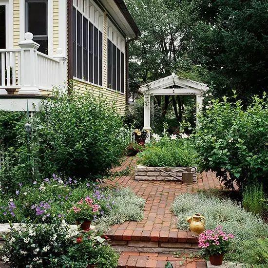 掌握小花园设计理念，帮助你最大限度地利用空间！