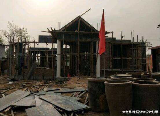 预算30万建两层半小别墅, 被邻居嘲讽白日做梦, 完工后邻居无话可说